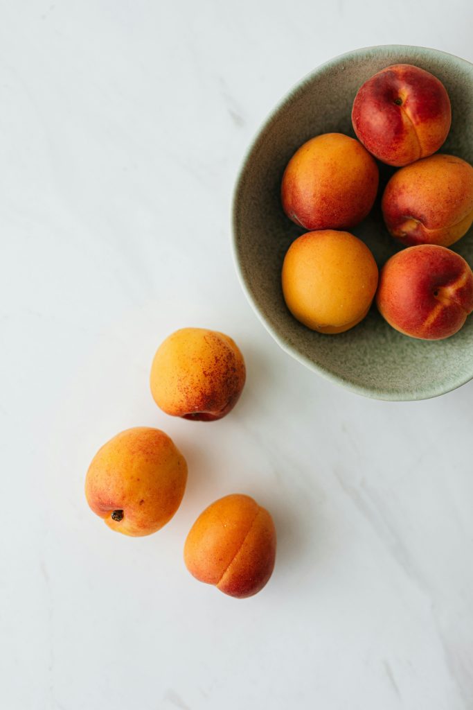 A tavola con le pesche – 10 abbinamenti creativi