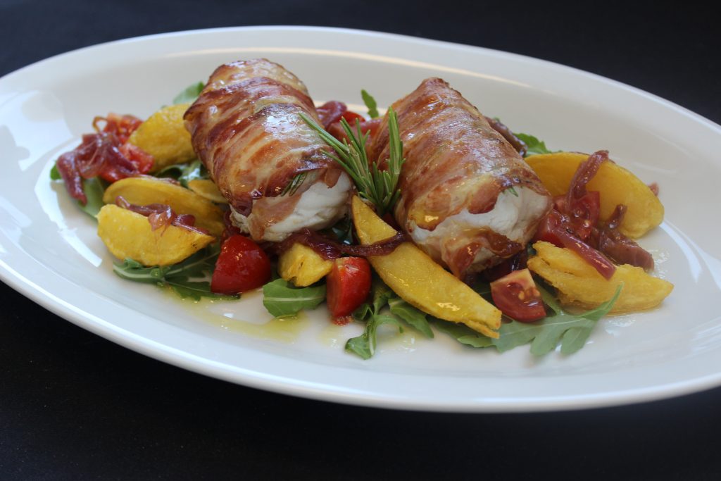 Ricetta – Rana pescatrice bardata con pancetta e rosmarino